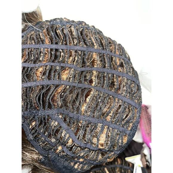 ARIA Wig by TRESSALLURE, Cherry wood Oil Basic Cool Comfort Cap Chic & Messy 6 - Picture 6 of 15